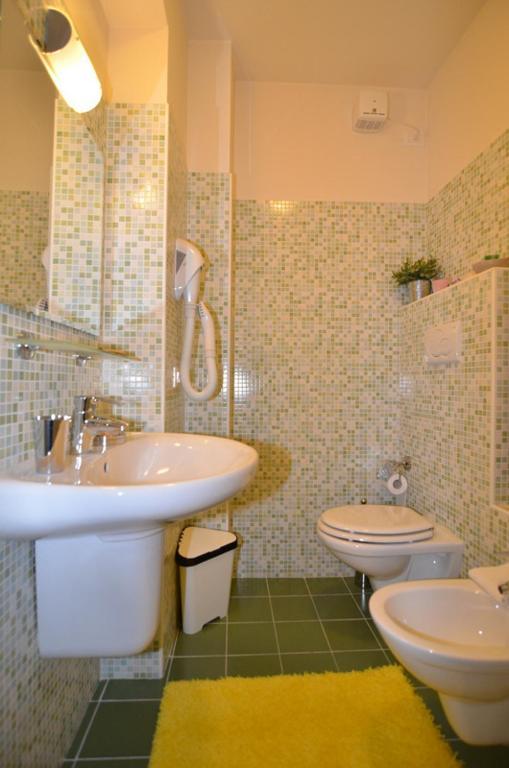 Garda Dream Hotel Lazise Room photo